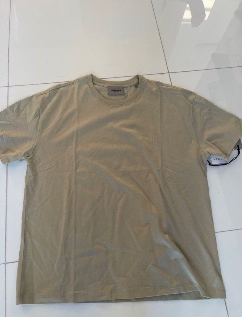 essentials tee (Category: Tshirts & Polo Shirts) located in Singapore. Submitted by superlink71 (Listing ID 1246476837, Image 2). Description: white-s green-m both asking for $90 no nego pls pm for more info.