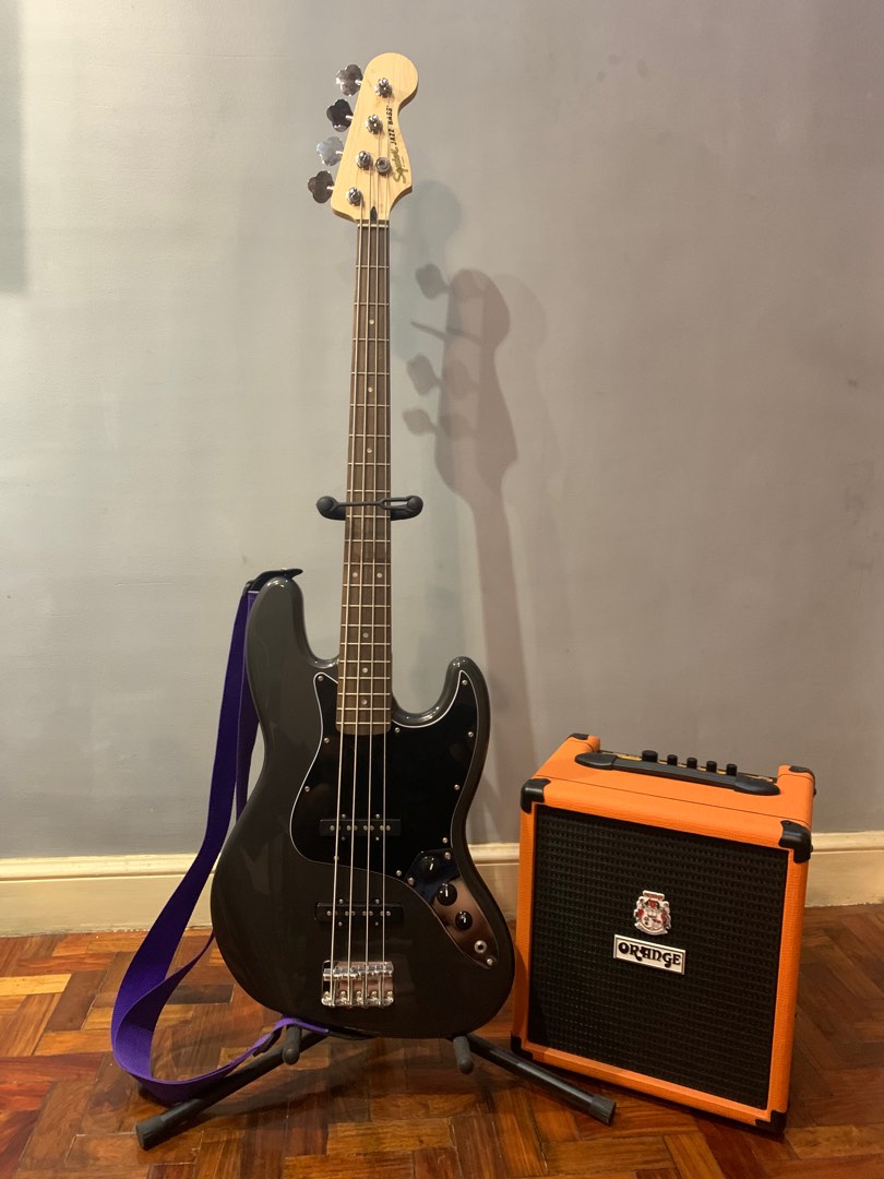 Fender Squire Jazz Bass + Orange Crush Bass 25 Amp, Hobbies & Toys