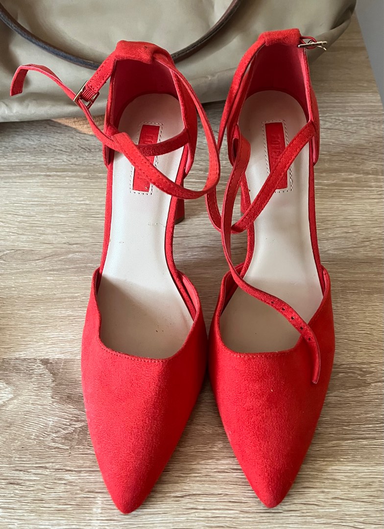 Forever 21 stilettos top