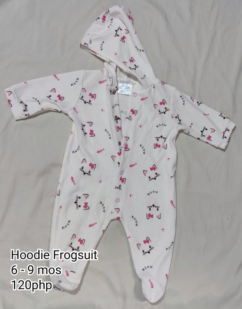 Frog suit for baby girl clearance