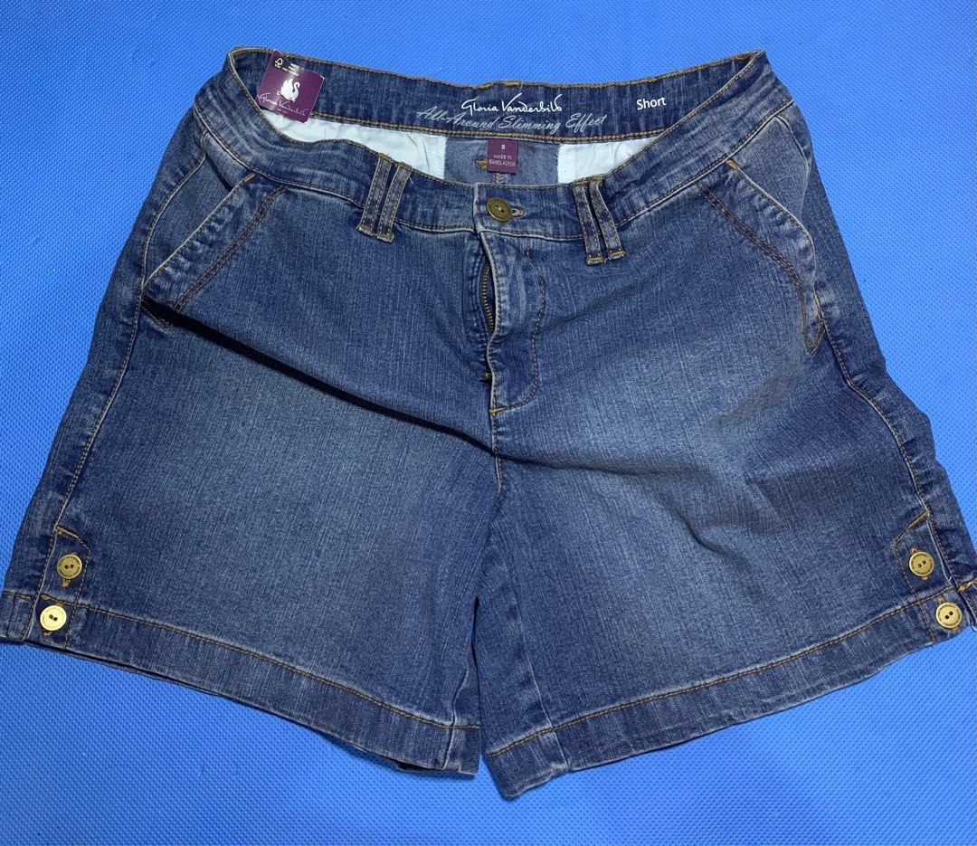 Gloria Vanderbilt Short Size 8 Women s Fashion Bottoms Shorts on Carousell