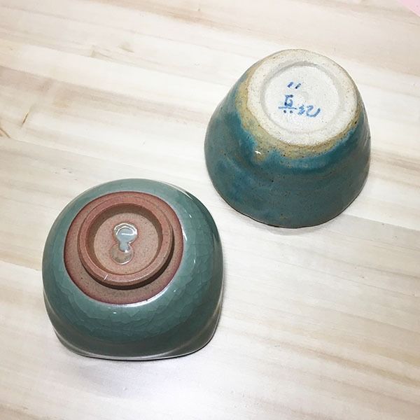 Green tone stoneware Condiment bowls (set) (Category: Other Kitchenware & Tableware) located in Mandaluyong City. Submitted by yula_noveltyfinds (Listing ID 1246503195, Image 3). Description: - Japan surplus - stoneware - square: crackled glaze finish - round size approx: 3.75" diameter x 2" height - square size approx: 3.25" x 3.25" x 2.25" height These are surplus items please manage your expectations, thank you. Actual product color may vary f