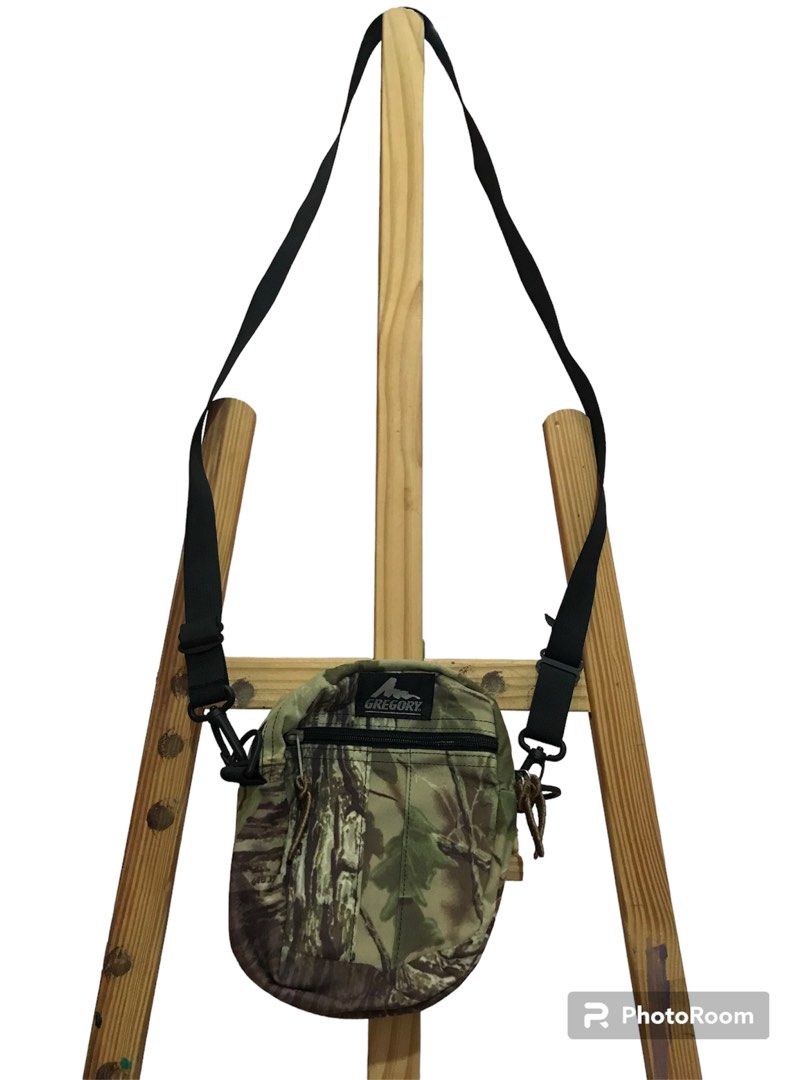 Gregory USA Sling bag, Men's Fashion, Bags, Sling Bags on Carousell