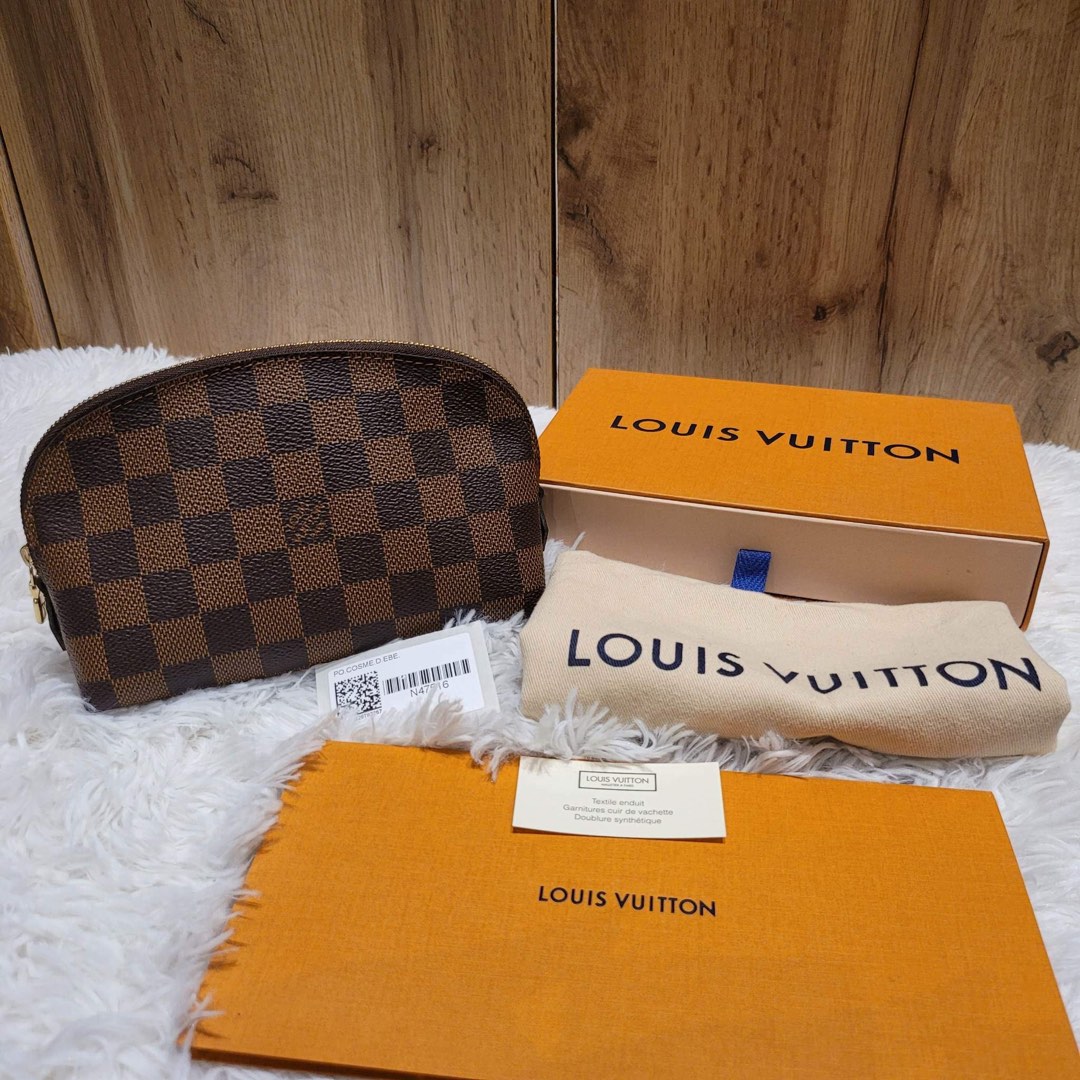 Louis Vuitton Cosmetic Pouch Damier Azur Pochette New In Box. Receipt.