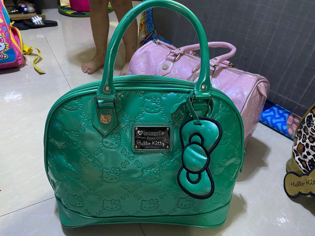 Fly clearance lounge bags
