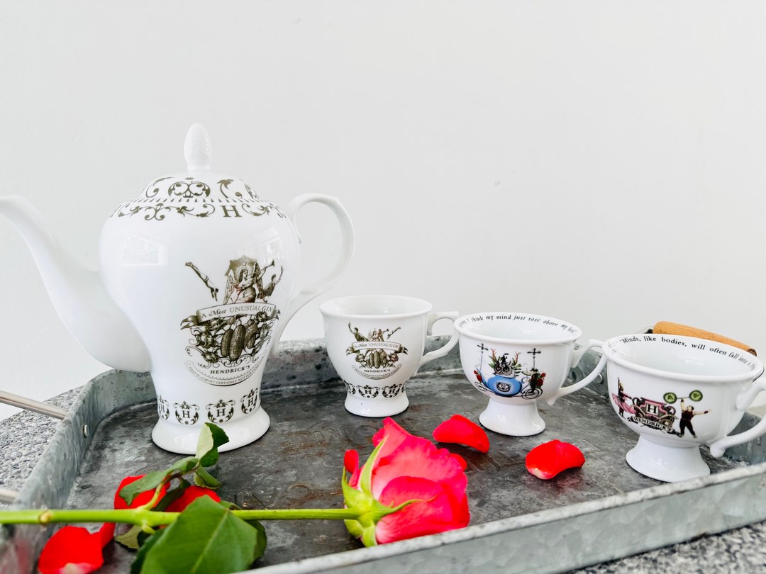 Hendricks Teapot Tea Pot Limited Edition, Furniture & Home Living