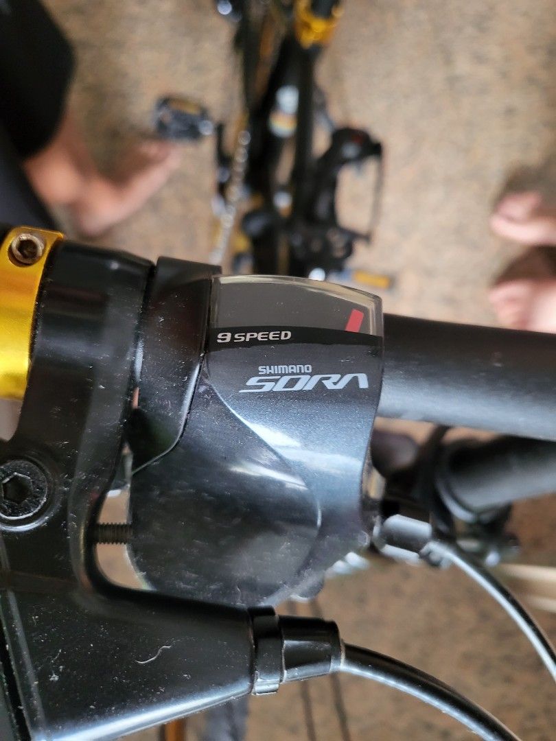 Hito X6 with 9 gears with Shimano Sora derailleur and shifter and