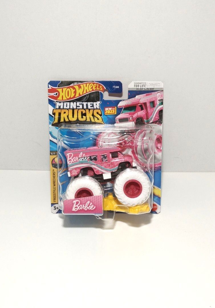 Barbie ultimate camper store