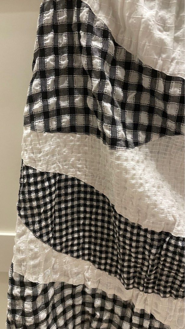 Black and white hotsell checkered skirt quilt
