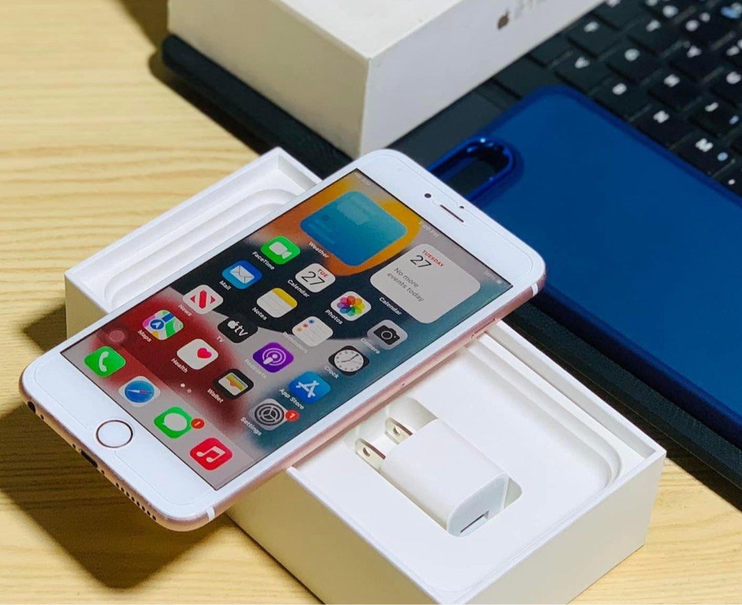 iPhone 6sPlus 64gb (Category: iPhone 6 Series) located in Manila. Submitted by TekiCashGadgetsph (Listing ID 1246557643, Image 3). Description: (FU) Openline any sim work - original IPhone not fake Complete accessories 2ndhand Good as new not abused! Presentable •Original Lcd • no issue hidden issues • no apple id / iCloud id • Good batthealth • Good cam front/back • Good Performance • Good touch id • Good use / plug & play ! • No lags ready to u