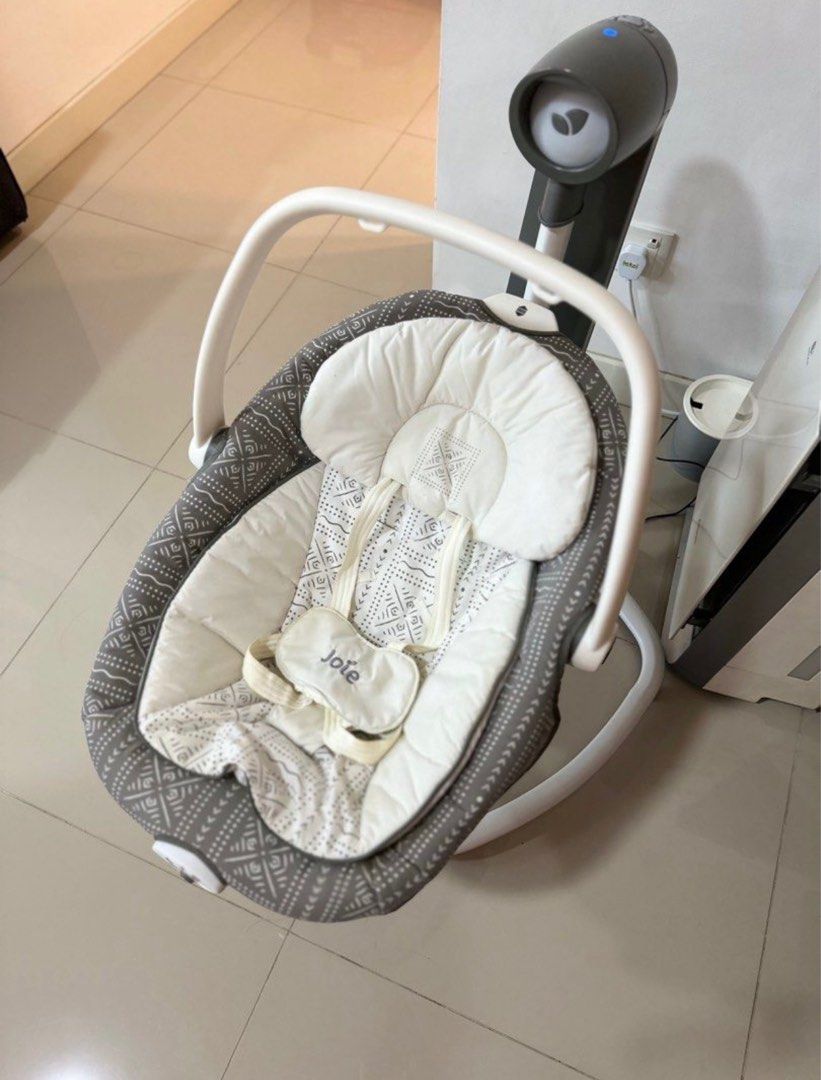 Joie Serina 2 in 1 Swing Rocker Babies Kids Baby Nursery