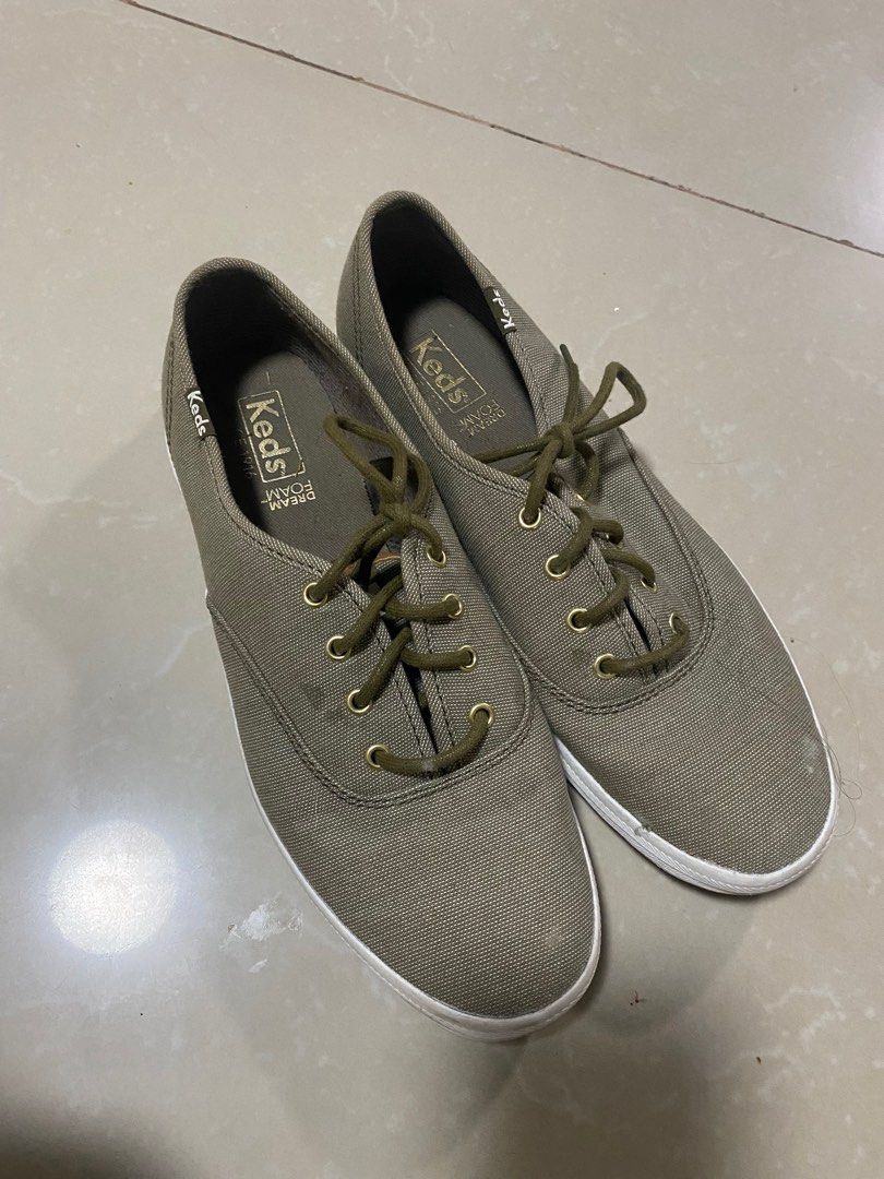 Champion shoes olive store