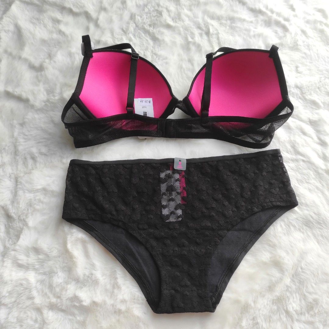 LA SENZA ORIGINAL 60 RIBUAN on Instagram: Victoria's Secret Pushup Bra Set  Panty Size: 36B, 36C, 38B, 38C Price: 360.000/set bra+panty (Di web 1,5  juta per set)
