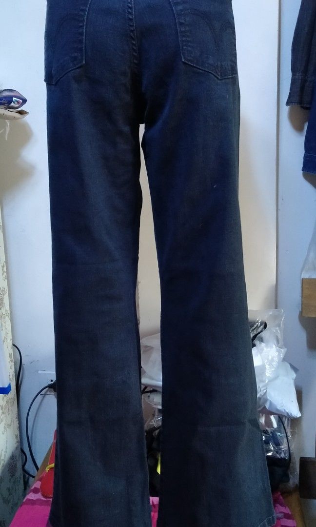 Levi's perfectly slimming 2025 512 straight leg jeans