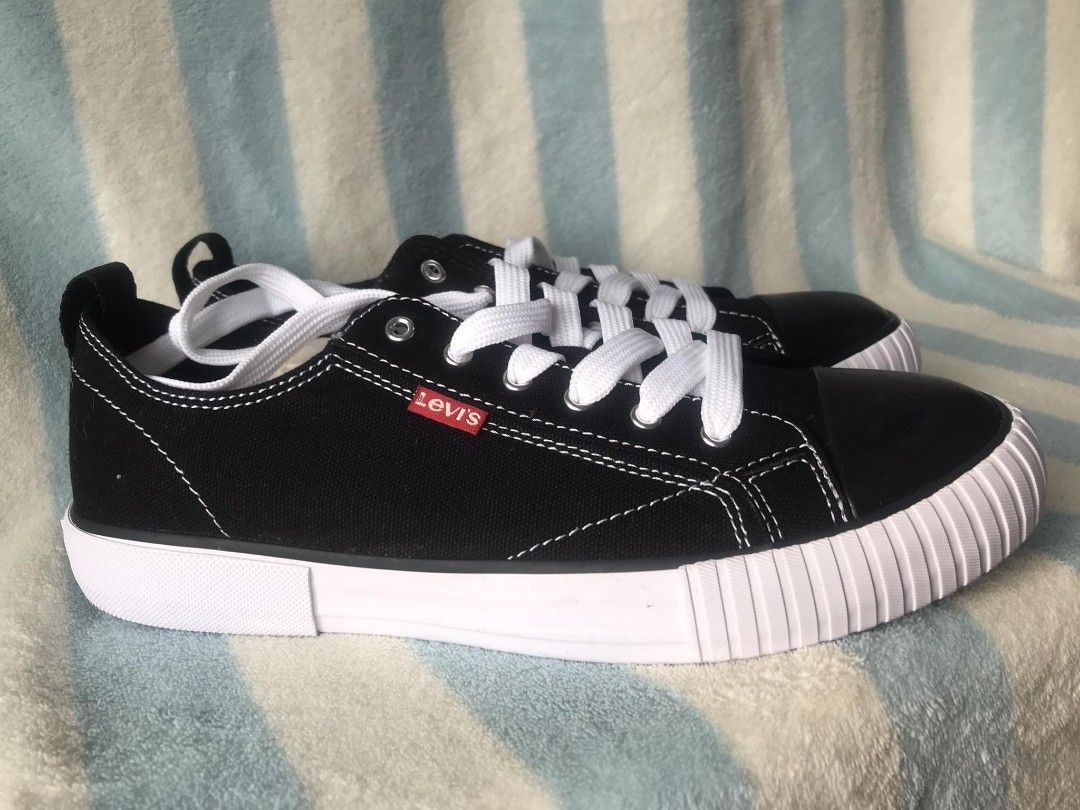 Levi strauss shoes deals