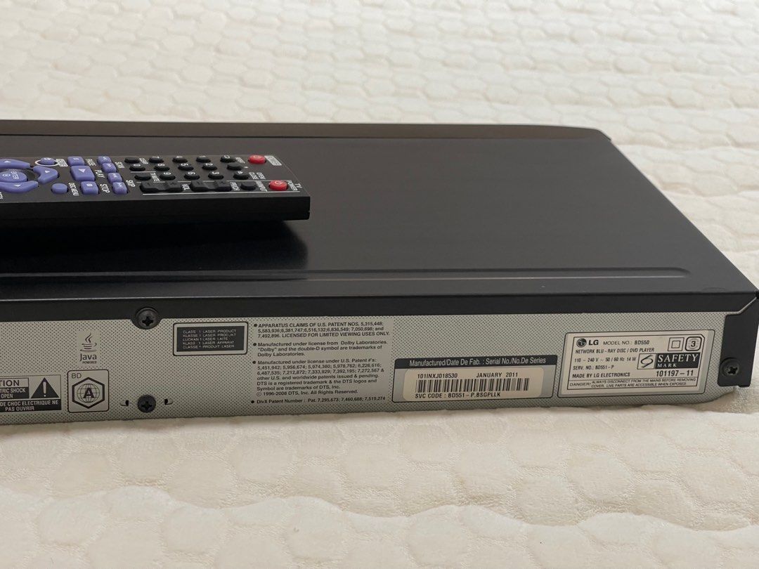 LG BD550 with remote., TV & Home Appliances, TV & Entertainment, Blu