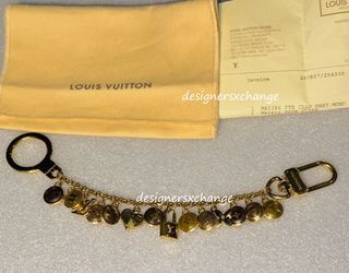 LOUIS VUITTON M65111 FLEUR DE MONOGRAM BAG CHARM CHAIN 237011374 :, Luxury,  Accessories on Carousell