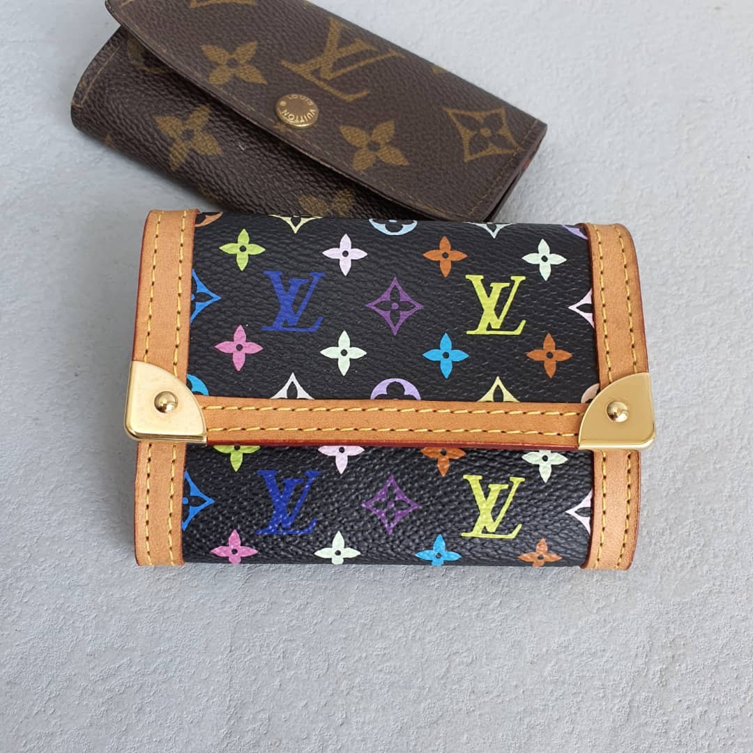 LOUIS VUITTON 2005 PORTE MONNAIE PLAT M92657 50373