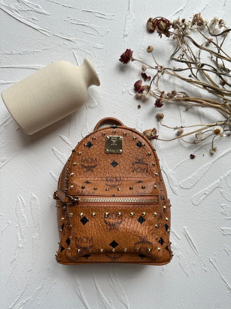 Mcm classic backpack deals