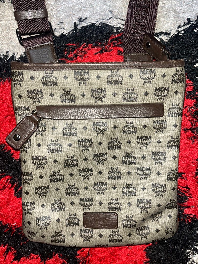 Mcm sling bag men outlet