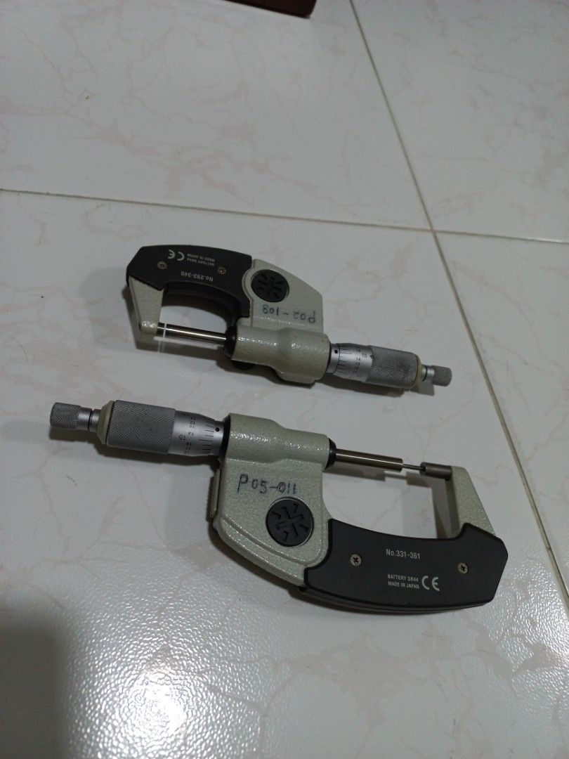 Mitutoyo micrometer original, Furniture & Home Living, Home Improvement