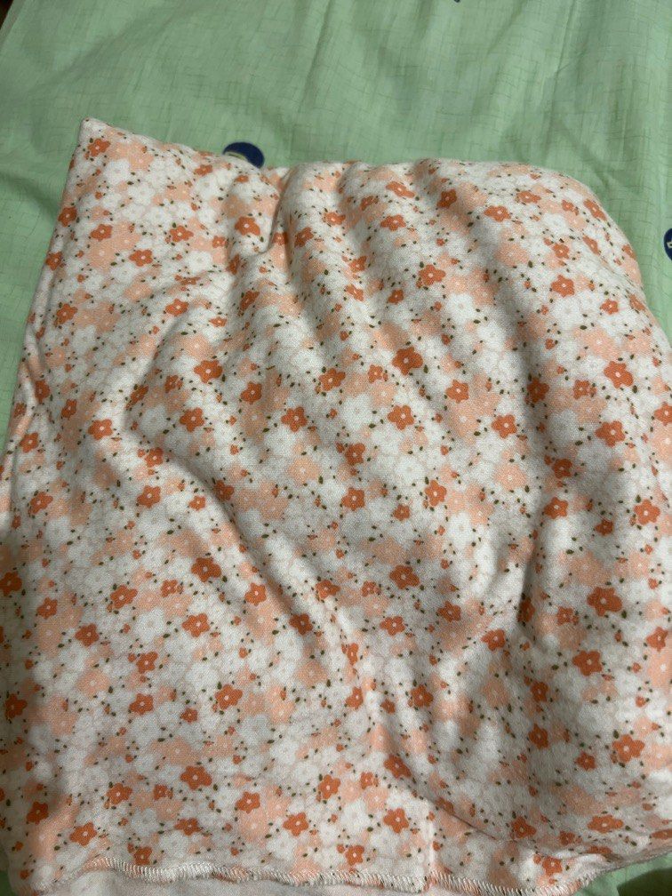 Moby Evolution Wrap (Category: Other Babies Going Out Needs) located in Singapore. Submitted by cocoling80 (Listing ID 1246508793, Image 1). Description: Never used it outside before. Honestly the moby wrap sounded like a great idea back then few months back but when I saw how long it was and how troublesome it could be to tie, I kind of gave up and opted for easier baby carriers. Bought it for around 80 plus dollars . I am letting this go at mer