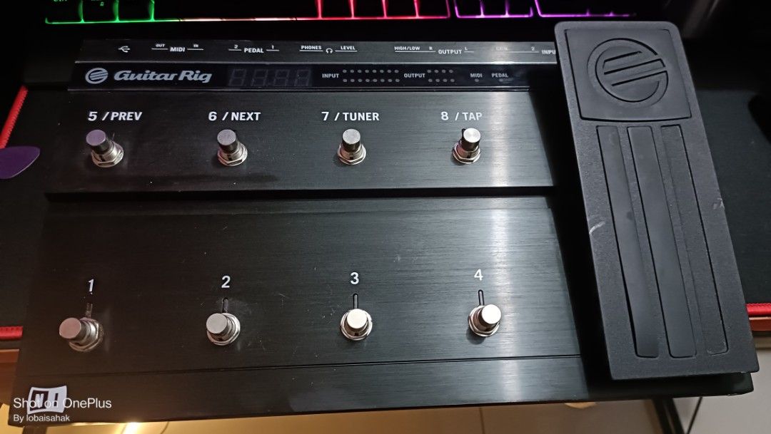 NI GUITAR RIG KONTROL 3, Hobbies & Toys, Music & Media, Musical