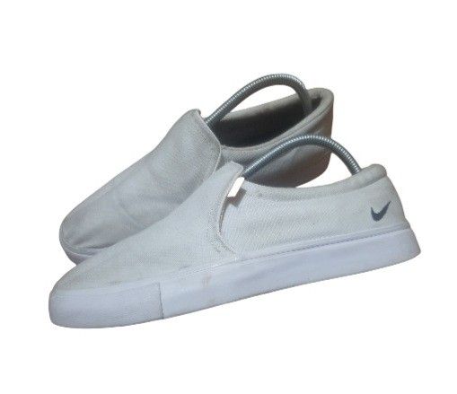 Nike Court Royale AC SLP White CD5460 100 Men s Fashion Footwear Sneakers on Carousell