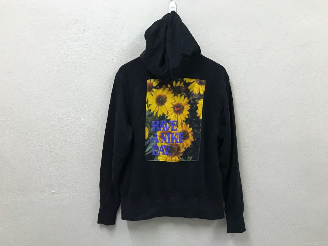 Nike have a nice day hoodie hotsell