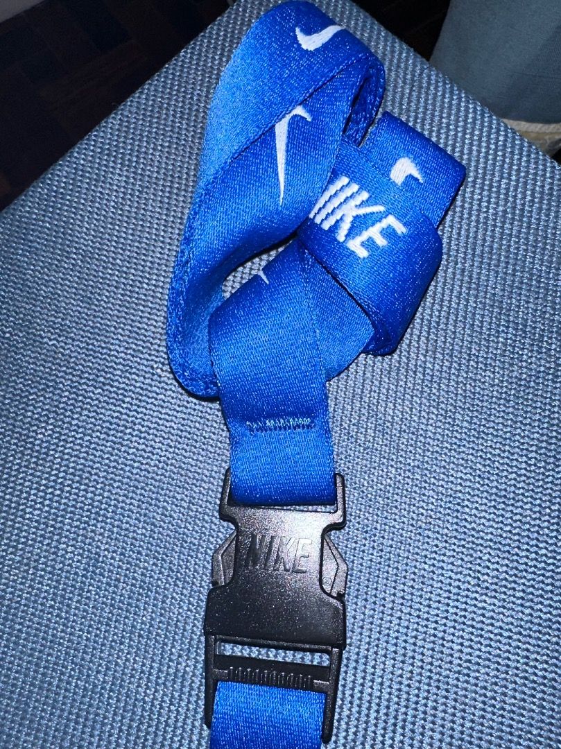 Navy blue top nike lanyard