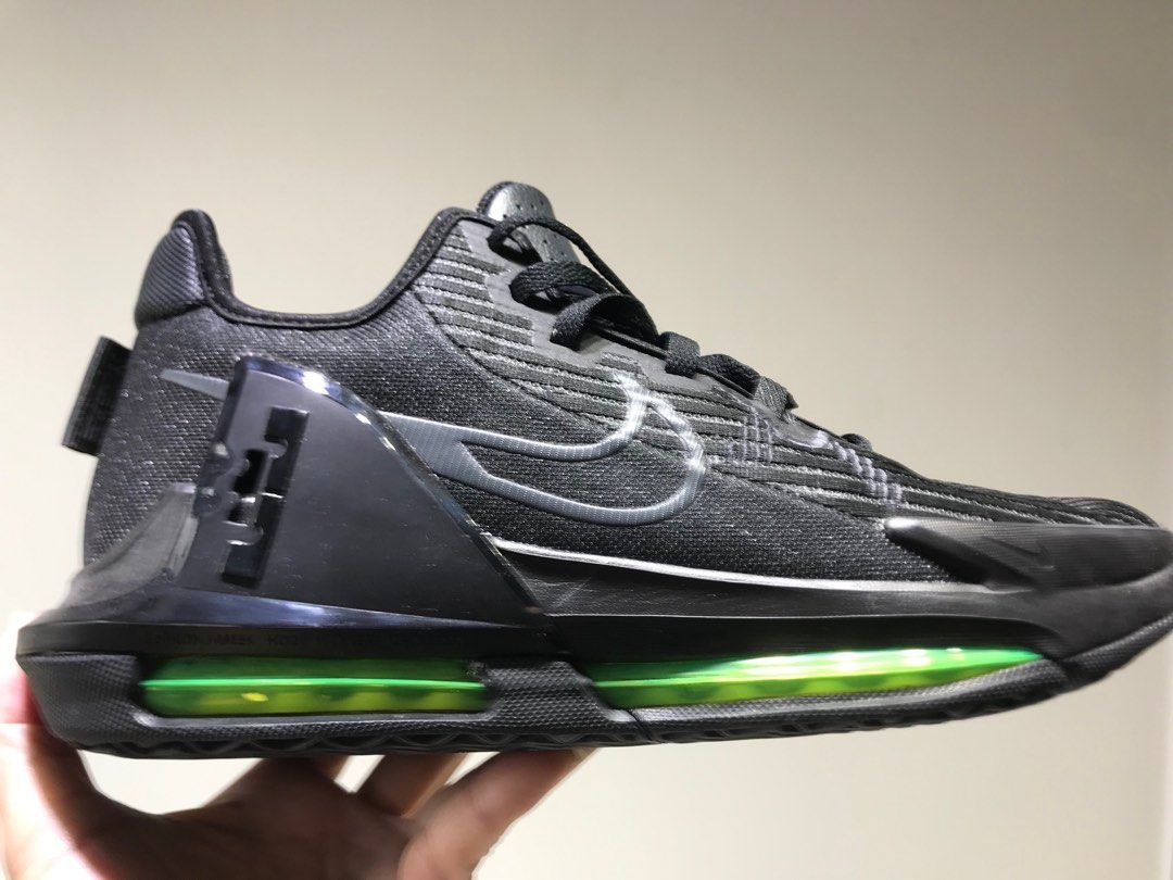 CNY sale BN Nike LeBron Witness VI Black Anthracite Volt