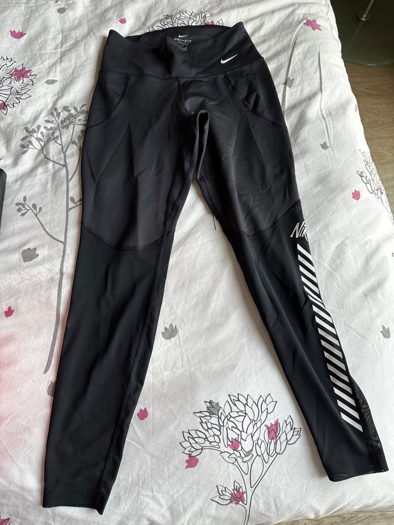 sportscene nike tights