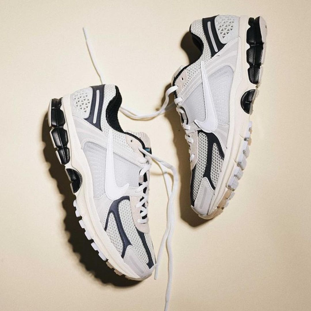 Nike Vomero 5 