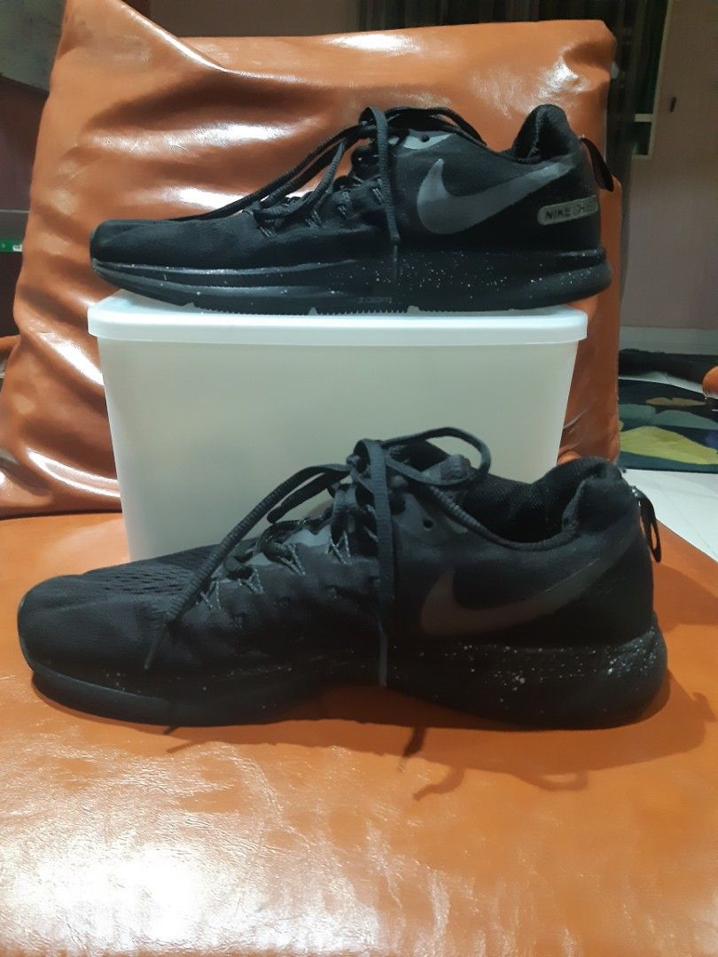 Nike zoom pegasus 33 8.5uk Sports Equipment Other Sports