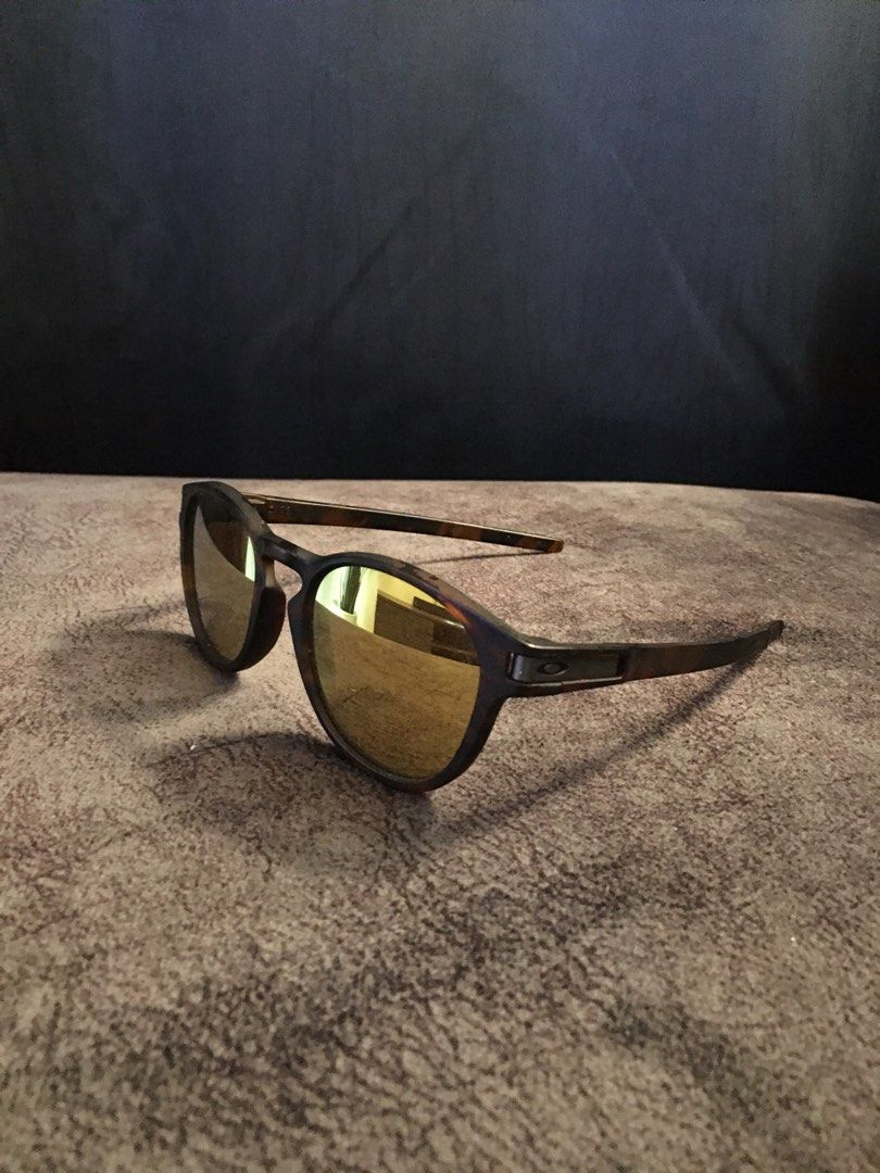 oakley latch round Men s Fashion Watches Accessories