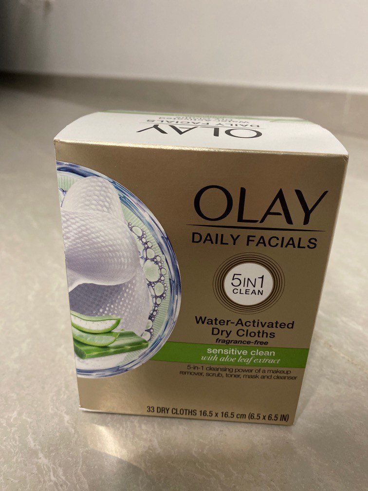 OLAY WATER ACTIVATED DRY CLOTHS, Beauty & Personal Care, Face, Face Care on Carousell