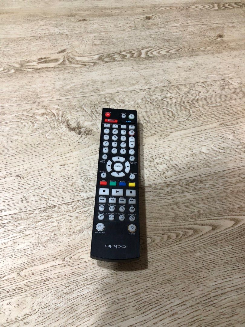 Oppo blu ray player, Audio, Soundbars, Speakers & Amplifiers on Carousell