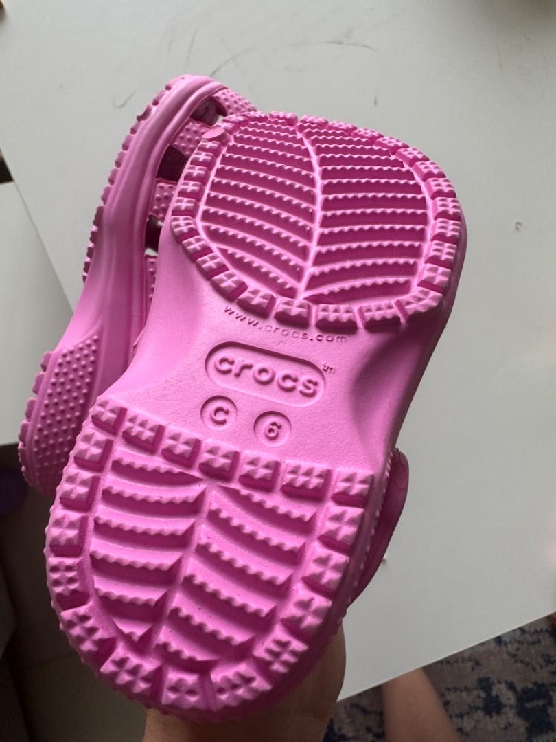 infant baby girl crocs