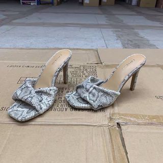 （分類：）位於 。 由 ishouldstopbuyingstuff 提交（商品編號 1246447282，圖片 1）。簡介： 。
