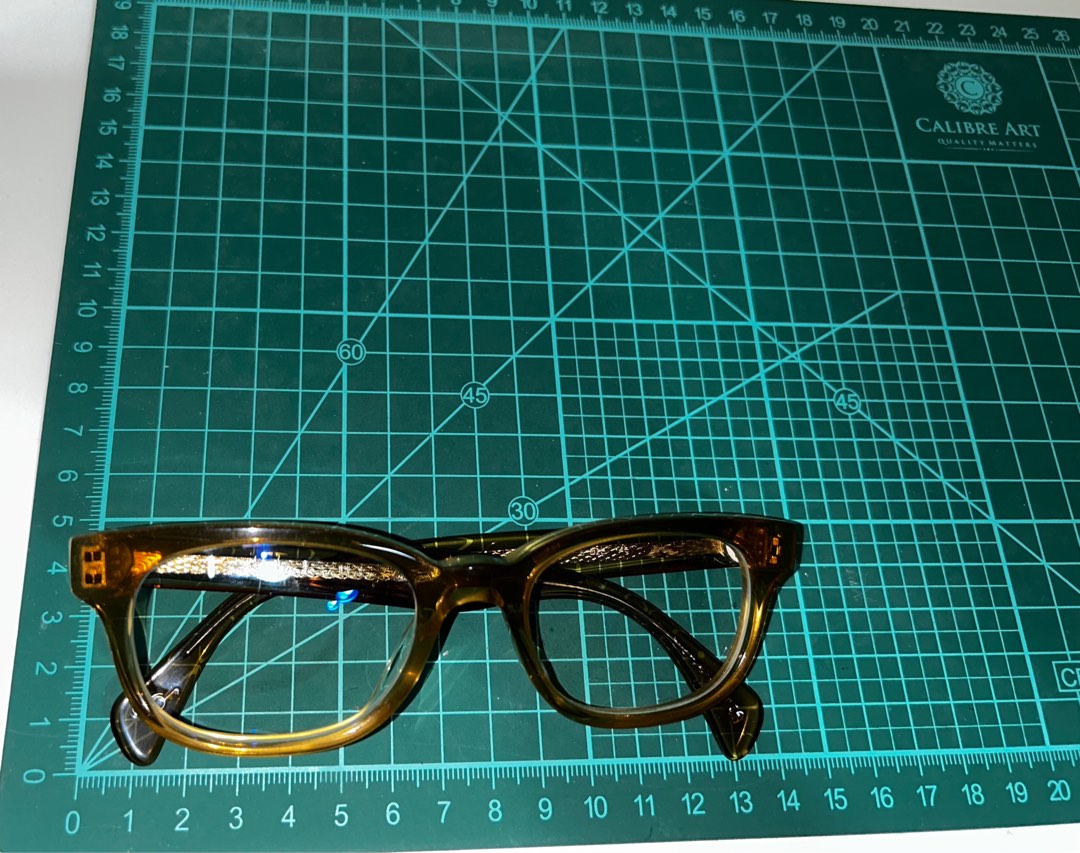 Paul Smith Specs with case, Women's Fashion, Watches & Accessories