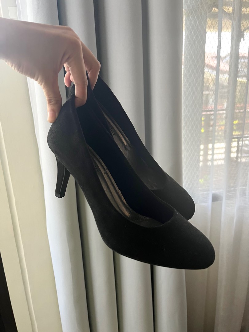 Payless Comfort Plus Black Heels Women s Fashion Footwear Heels on Carousell