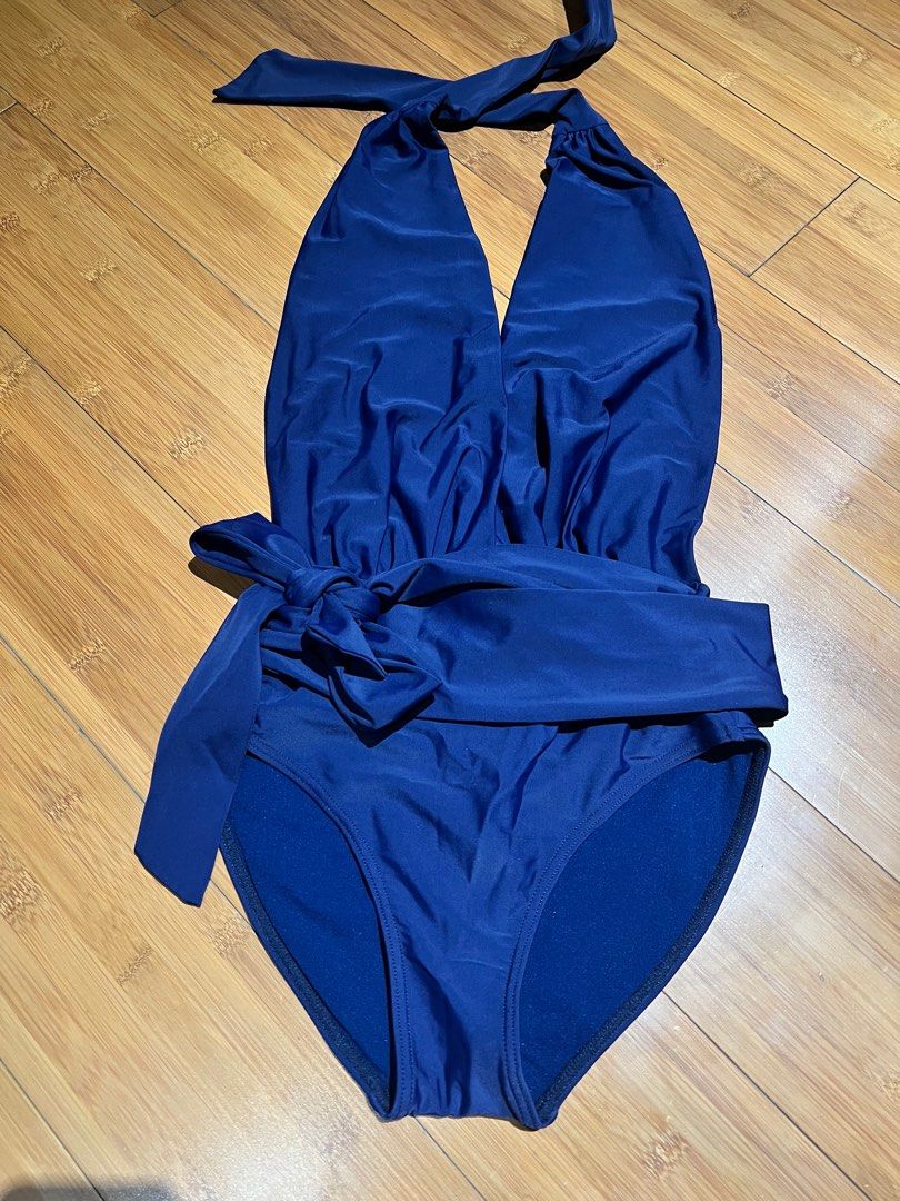 Plunging halter neck swimsuit, Women's Fashion, Swimwear, Bikinis