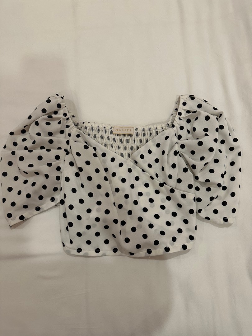 Polka Dot Puff Short Sleeve V Neck Sweater Top