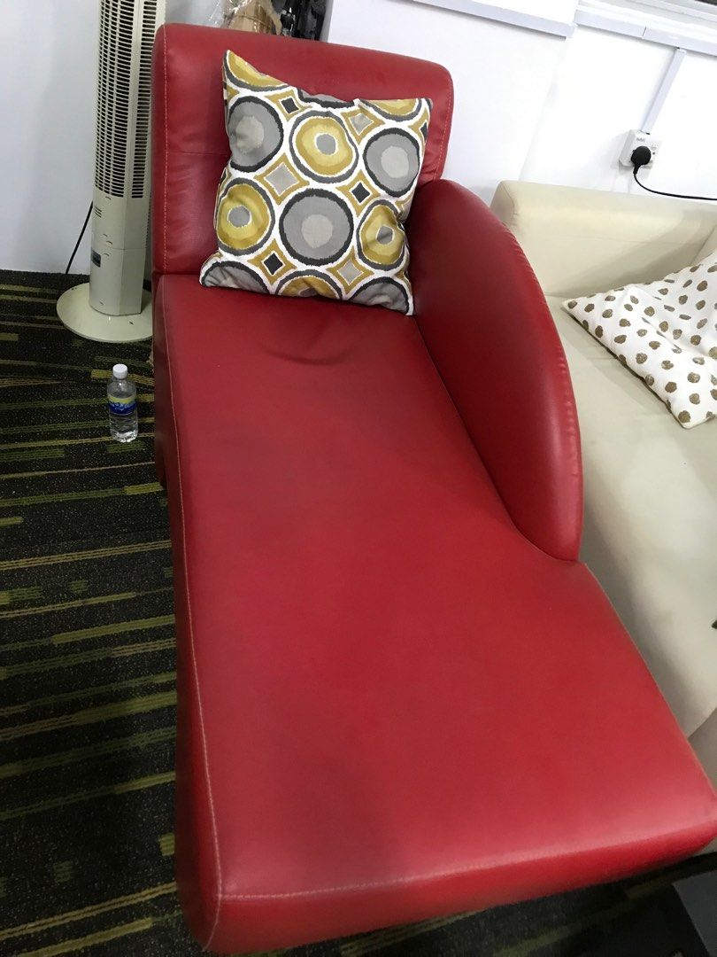 Chaise clearance shop