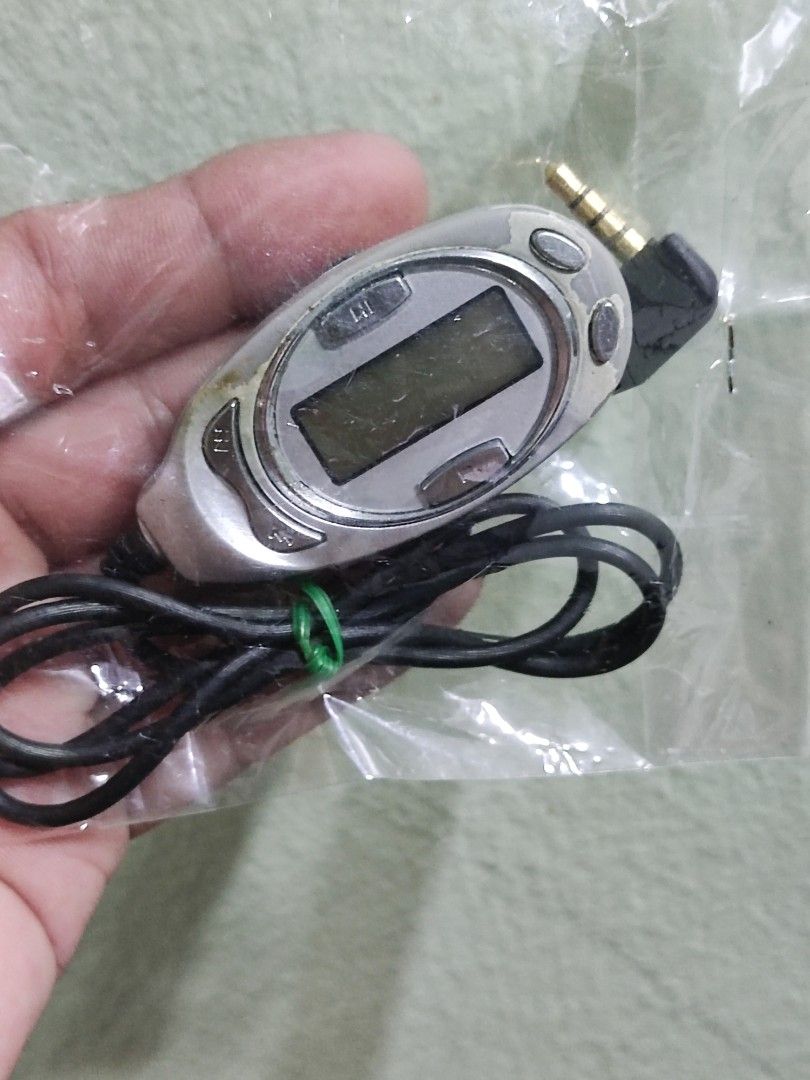 remote control (Category: Other Audio Equipment) located in Ipoh. Submitted by shahayat2 (Listing ID 1246391565, Image 1). Description: remote control test masih berfungsi.