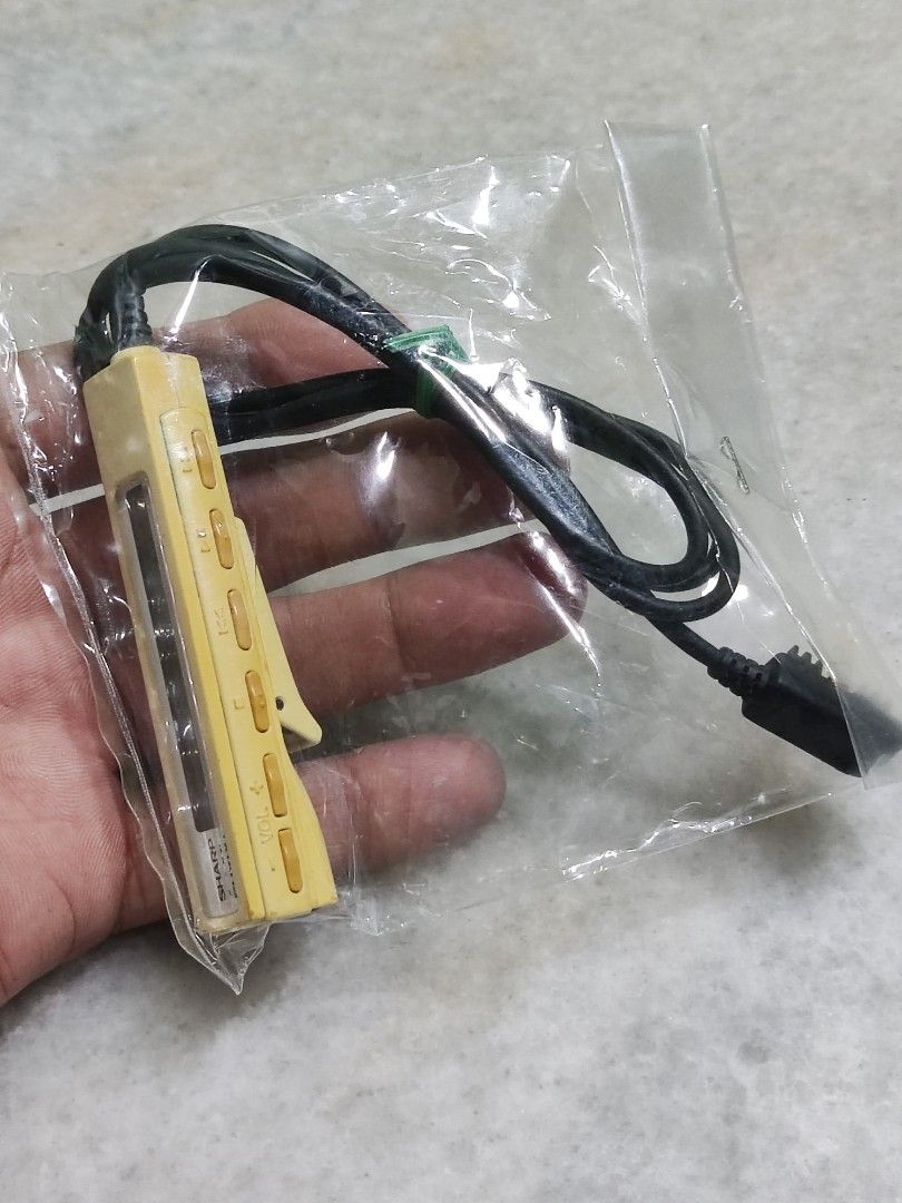 remote control sharp (Category: Other Audio Equipment) located in Ipoh. Submitted by shahayat2 (Listing ID 1246390658, Image 3). Description: remote control sharp untested condition Jual seadanya.