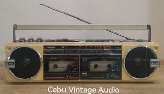 SHARP Radio Cassette Recorder Vintage Boombox QT-77MKII (1985)