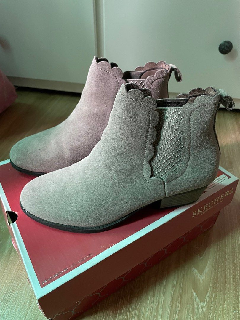Sketchers Boot Women s Fashion Footwear Boots on Carousell