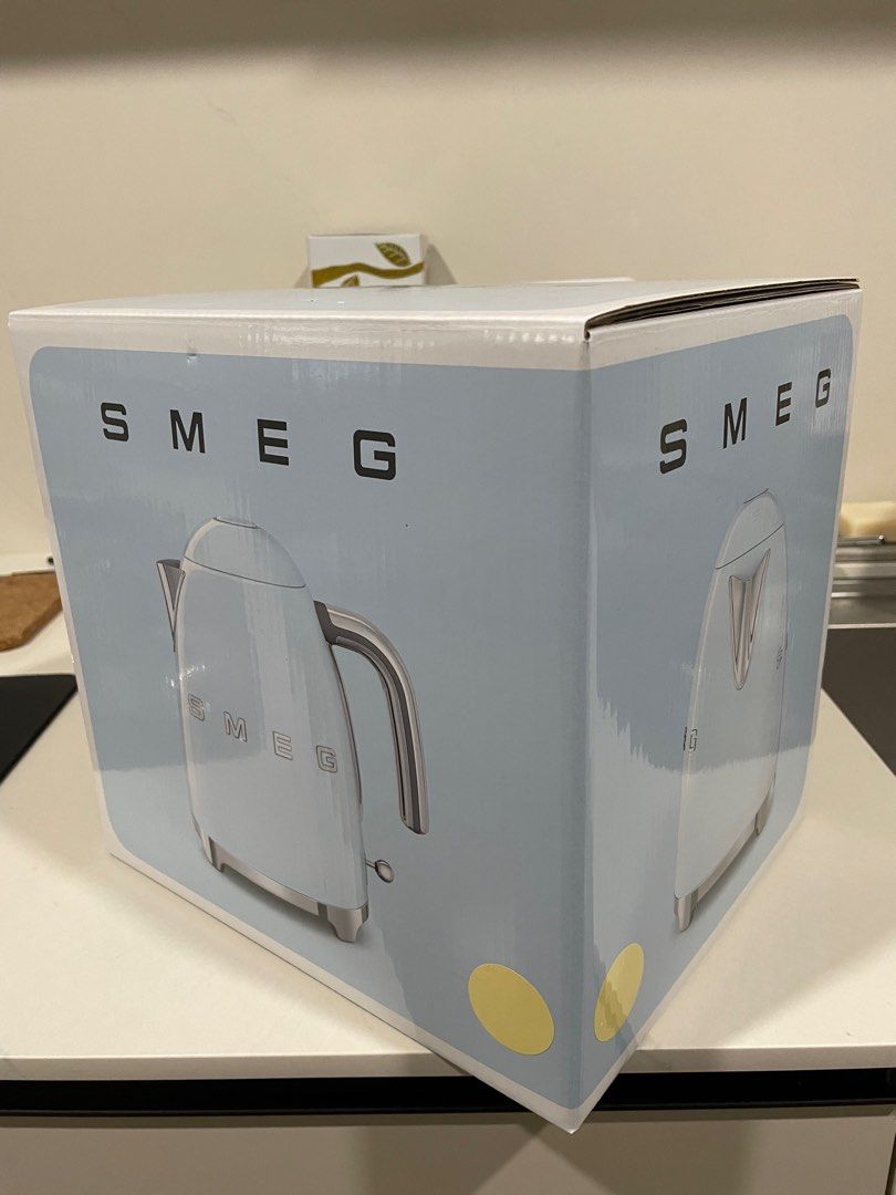 SMEG Kettle (Cream), TV & Home Appliances, Kitchen Appliances, Kettles
