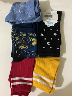 socks bundle (brand new) van gogh, yellow, red, black